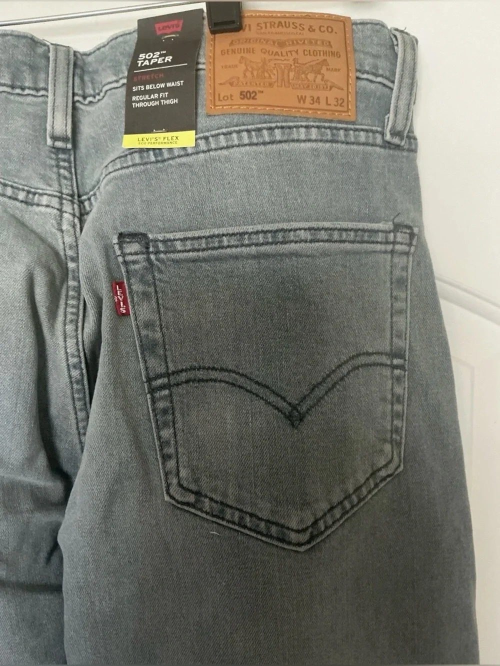 Size 34 x 32 - Levi & Strauss Levi’s 502 Light Wash Denim Taper Premium Jeans